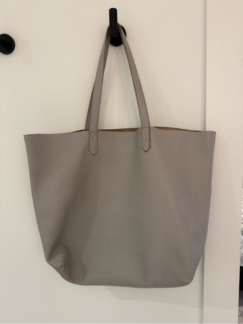 Cuyana Classic Gray Leather Tote Bag - Neutral Everyday Carry